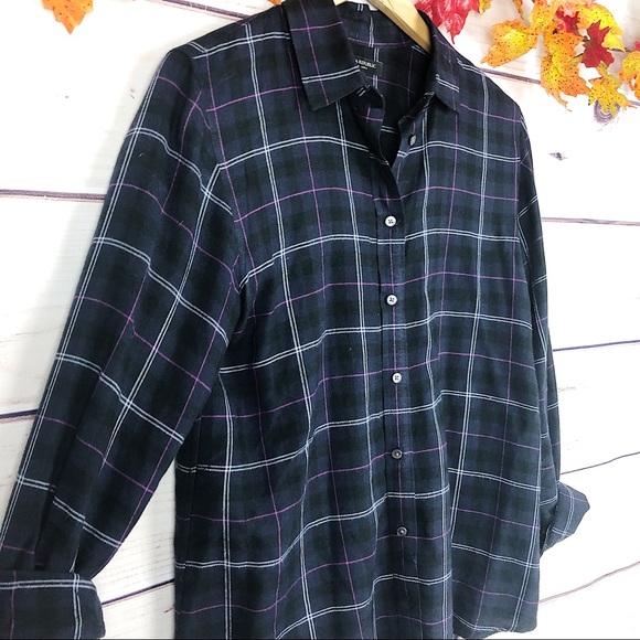 Banana Republic Tops - Banana Republic Dillon navy & purple button shirt